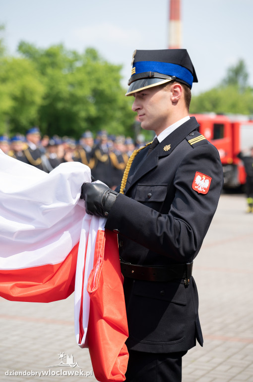 Awanse i odznaczenia dla strażaków z Włocławka (FOTO)