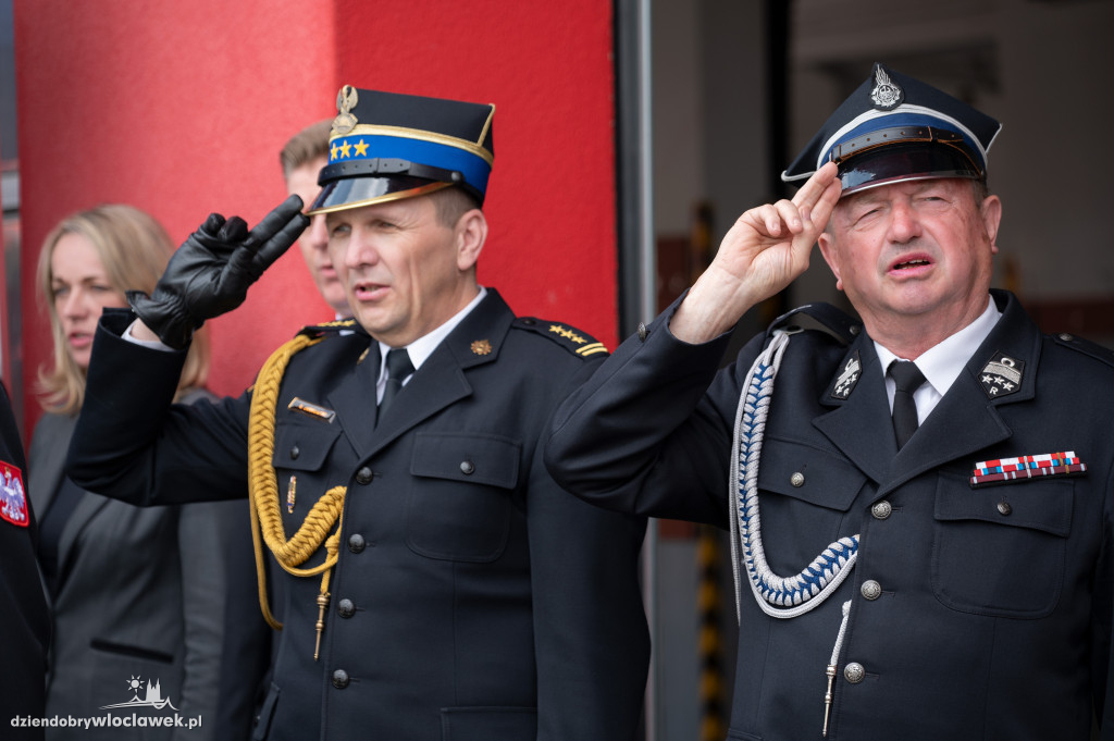 Awanse i odznaczenia dla strażaków z Włocławka (FOTO)