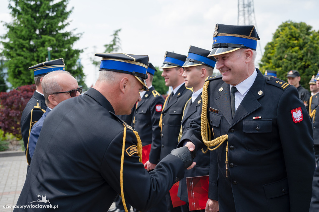 Awanse i odznaczenia dla strażaków z Włocławka (FOTO)