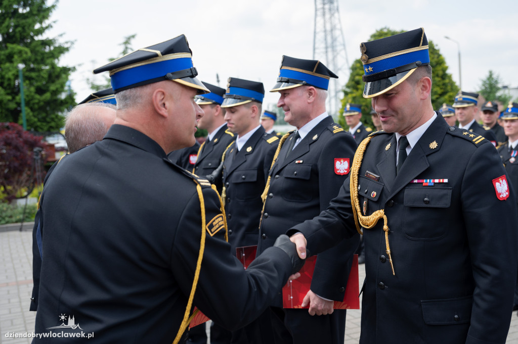 Awanse i odznaczenia dla strażaków z Włocławka (FOTO)