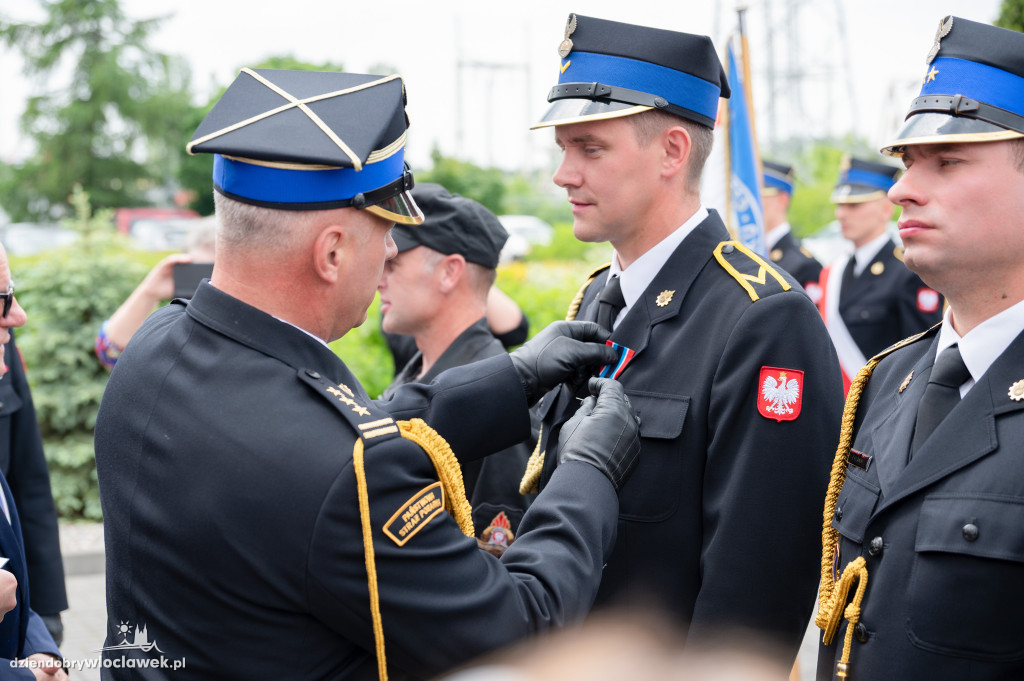 Awanse i odznaczenia dla strażaków z Włocławka (FOTO)