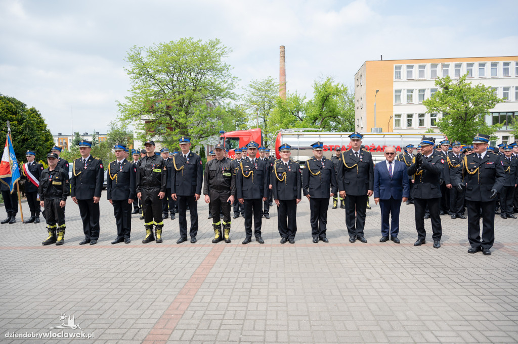 Awanse i odznaczenia dla strażaków z Włocławka (FOTO)