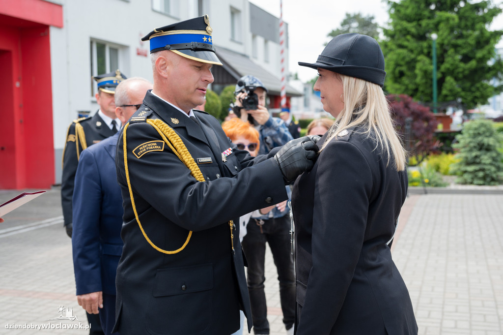 Awanse i odznaczenia dla strażaków z Włocławka (FOTO)