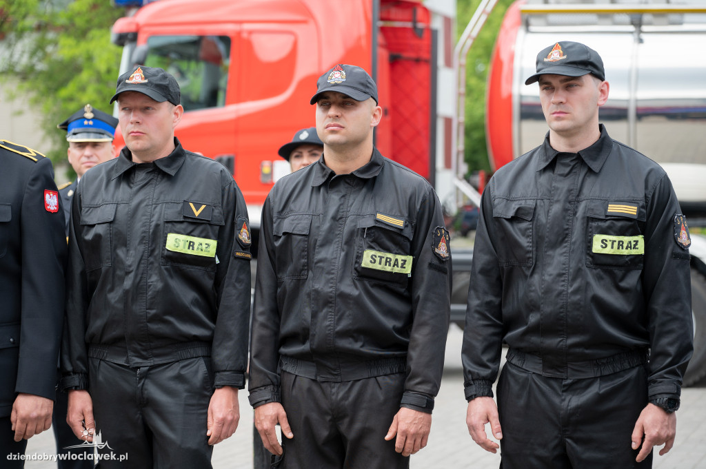 Awanse i odznaczenia dla strażaków z Włocławka (FOTO)