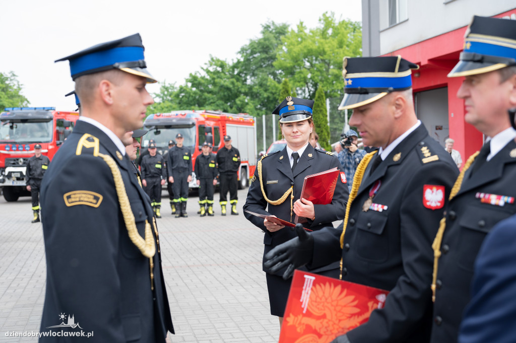 Awanse i odznaczenia dla strażaków z Włocławka (FOTO)