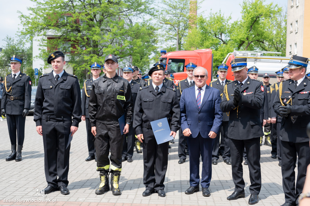 Awanse i odznaczenia dla strażaków z Włocławka (FOTO)