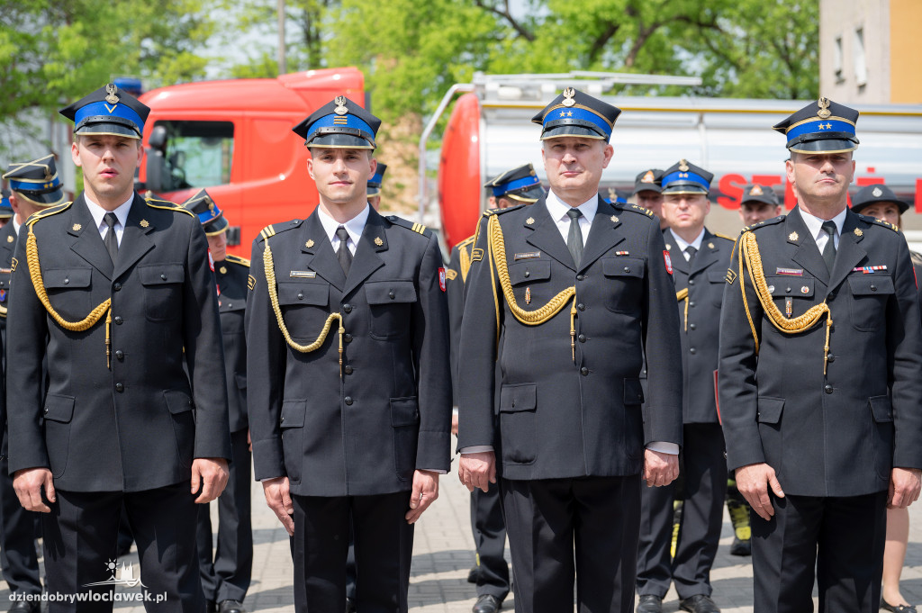 Awanse i odznaczenia dla strażaków z Włocławka (FOTO)