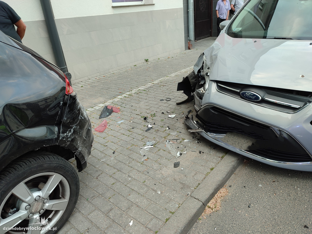 Kraksa na Bojańczyka: uszkodzone 3 auta