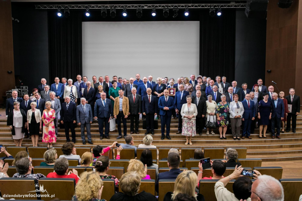 Heliodor Kubiak z medalem od marszałka