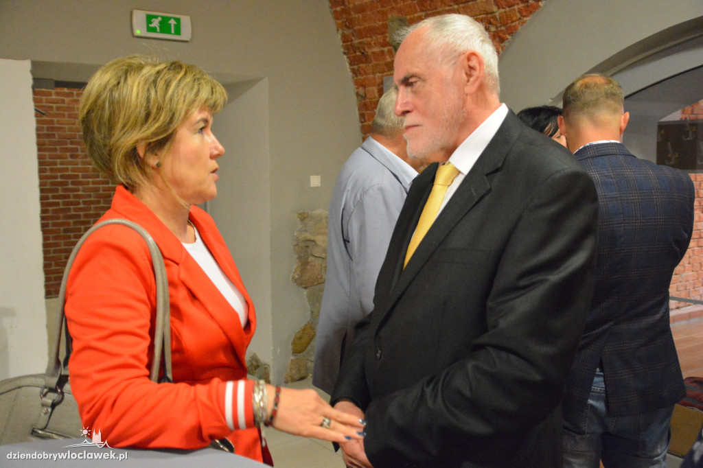 Debata nt. czynników rozwoju województwa