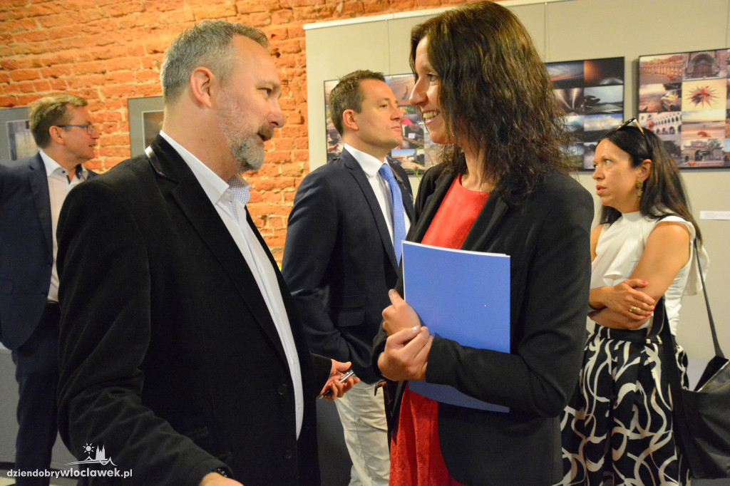 Debata nt. czynników rozwoju województwa
