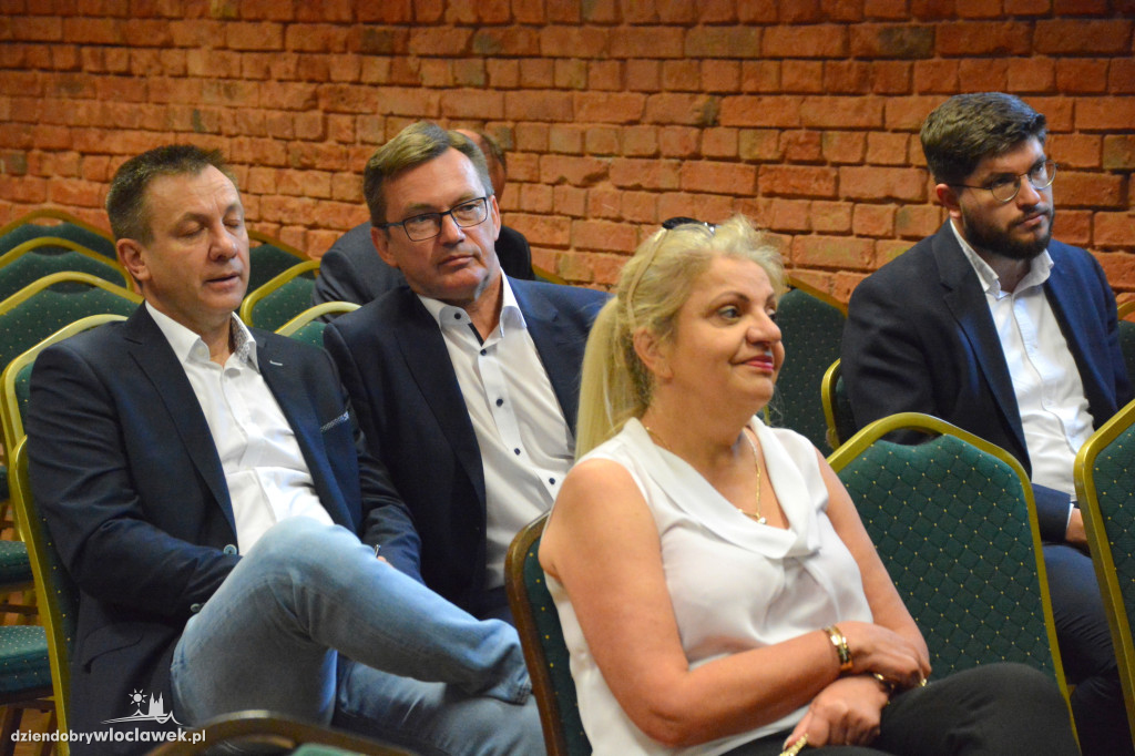 Debata nt. czynników rozwoju województwa