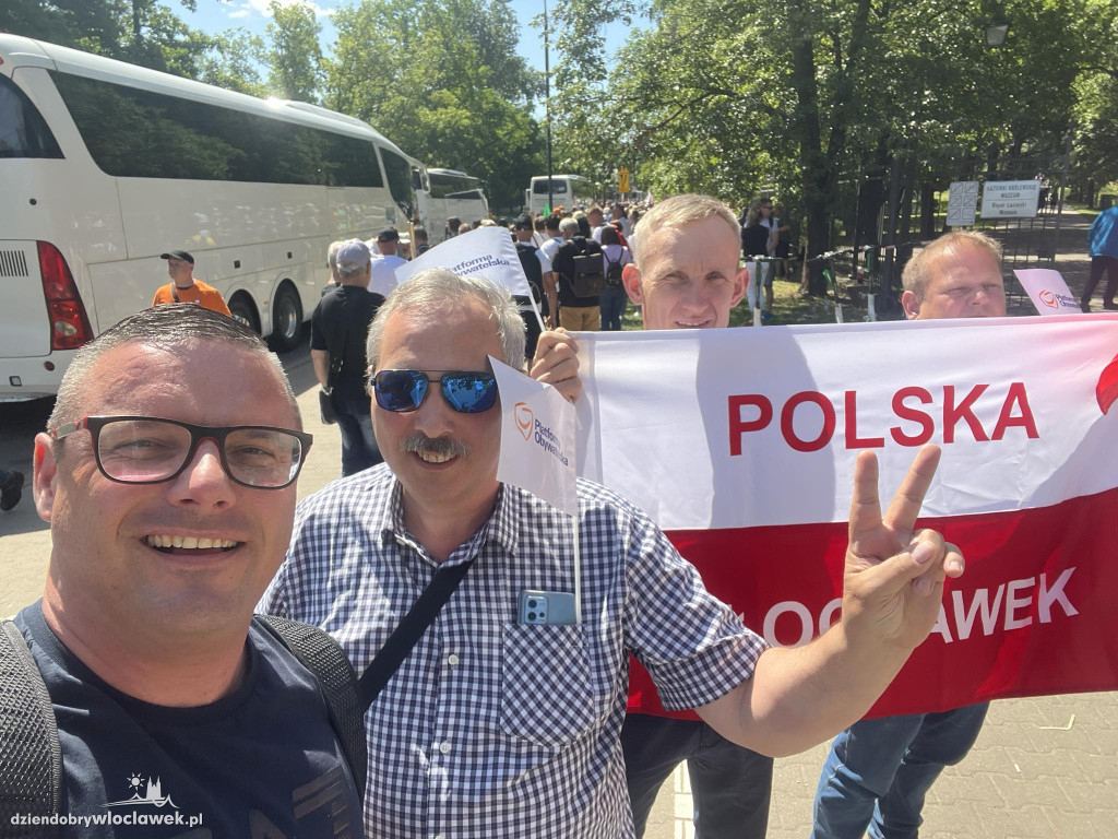 Włocławianie na marszu w Warszawie