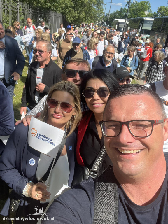 Włocławianie na marszu w Warszawie