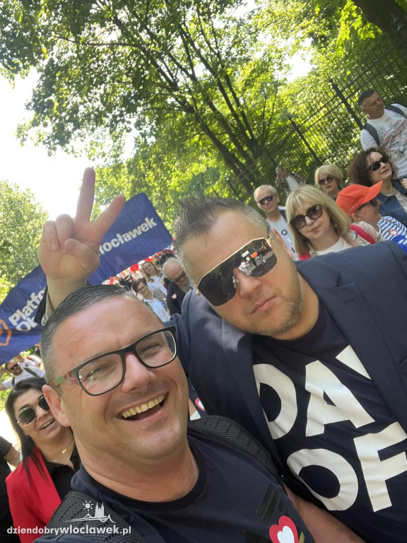 Włocławianie na marszu w Warszawie