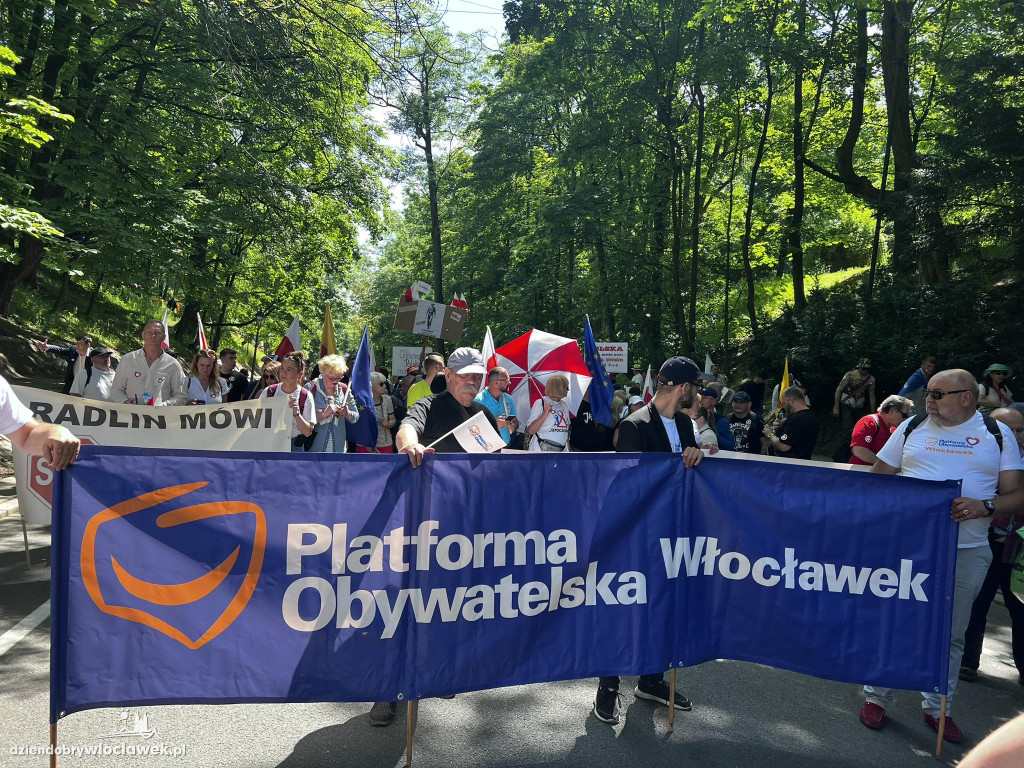 Włocławianie na marszu w Warszawie