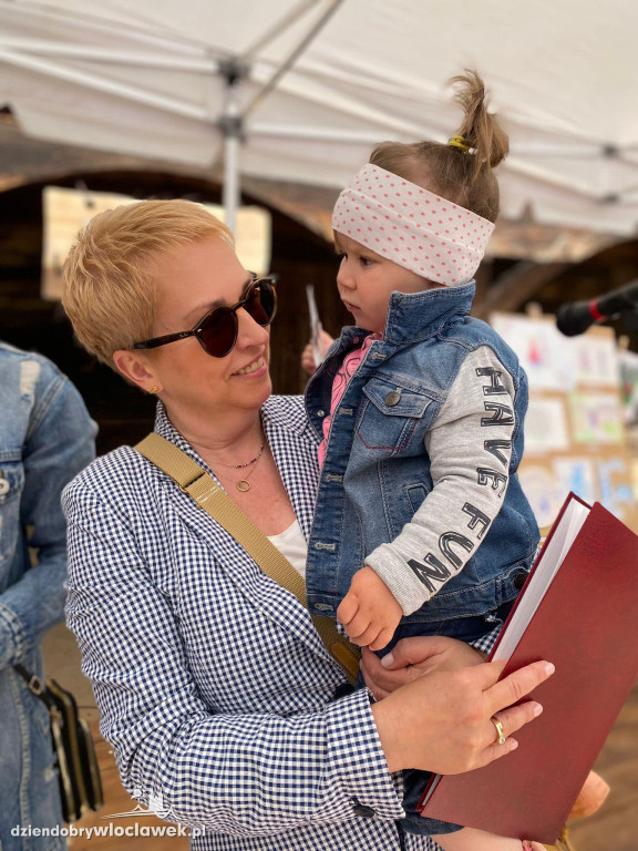 VIII Powiatowy Dzień Dziecka i Rodzicielstwa Zastępczego