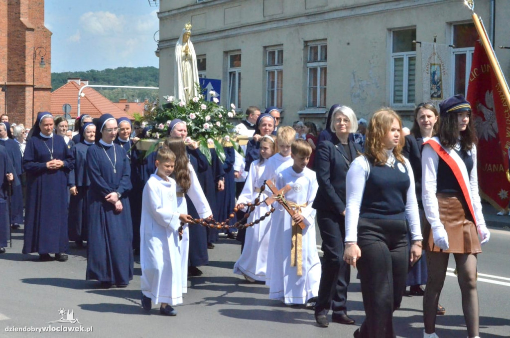 Boże Ciało: procesja parafii katedralnej