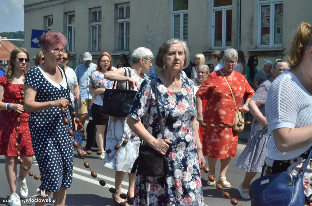 Boże Ciało: procesja parafii katedralnej
