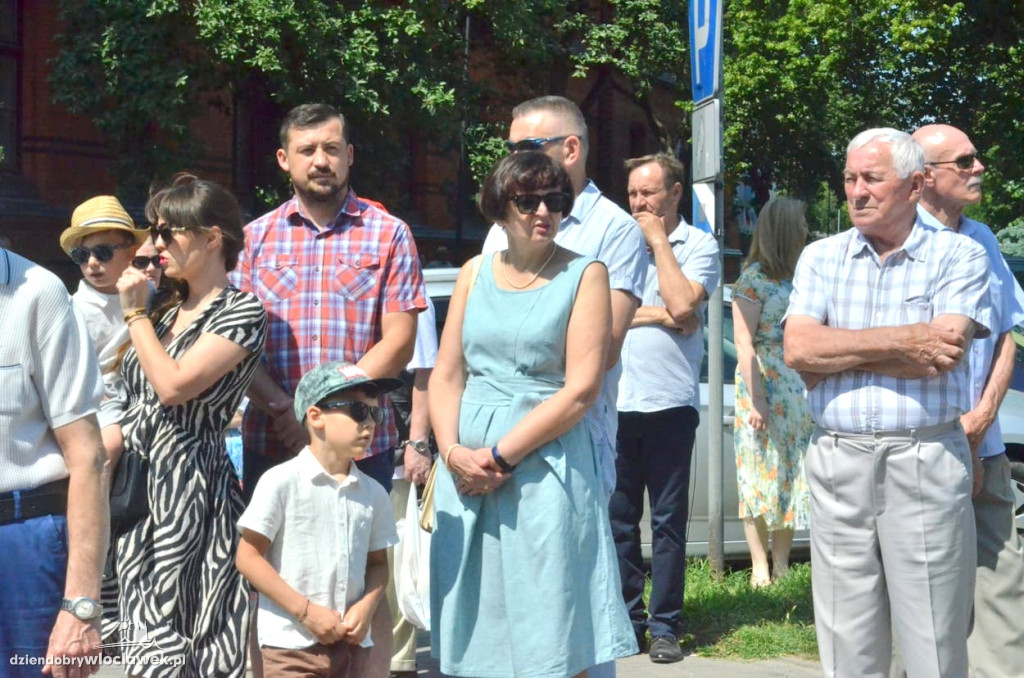 Boże Ciało: procesja parafii katedralnej