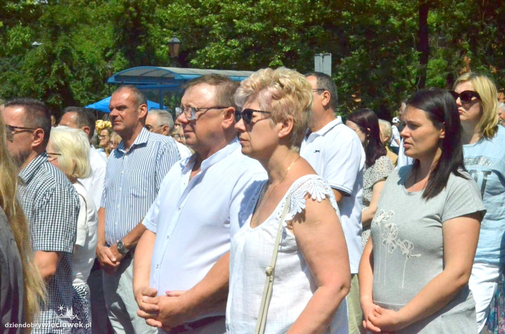 Boże Ciało: procesja parafii katedralnej