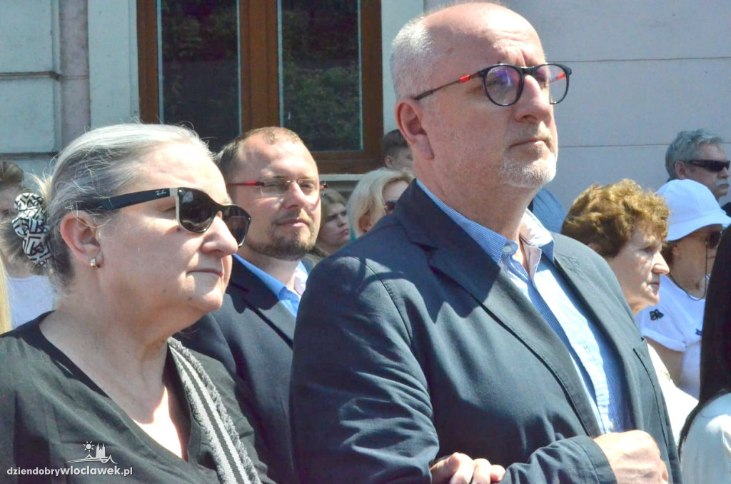 Boże Ciało: procesja parafii katedralnej
