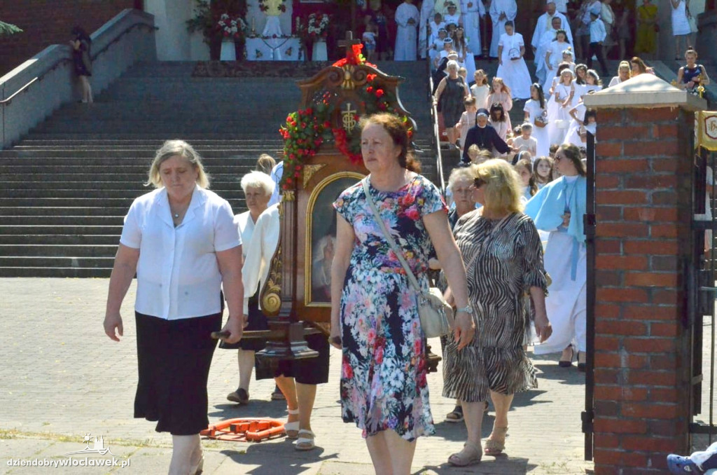 Boże Ciało: procesja w parafii NSJ
