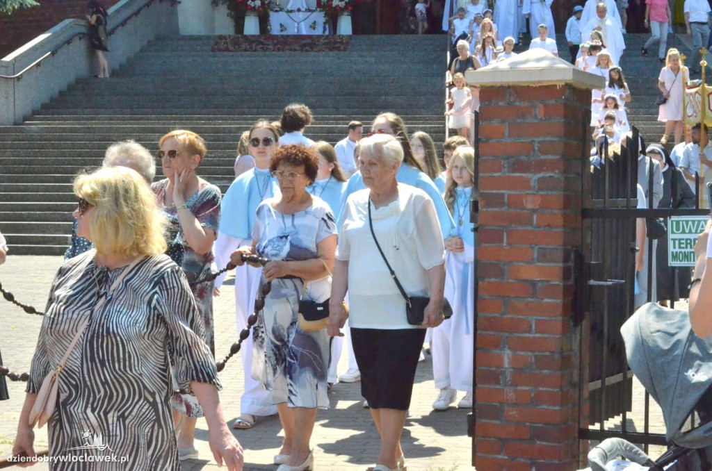 Boże Ciało: procesja w parafii NSJ