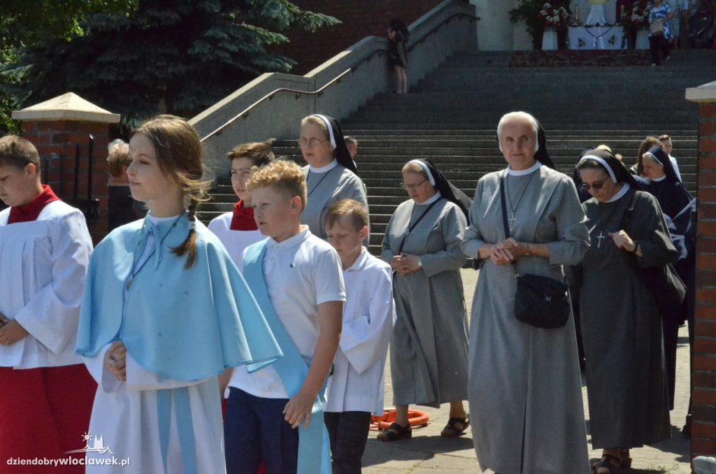 Boże Ciało: procesja w parafii NSJ