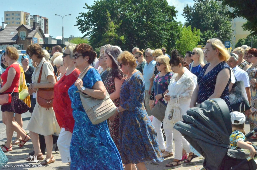 Boże Ciało: procesja w parafii NSJ