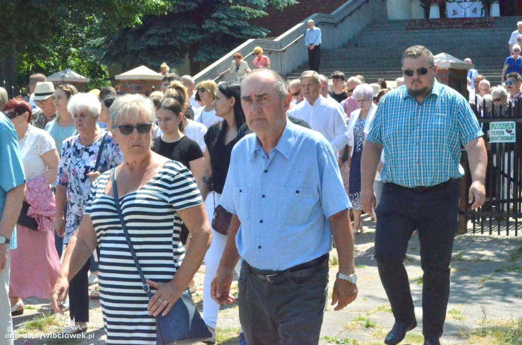 Boże Ciało: procesja w parafii NSJ