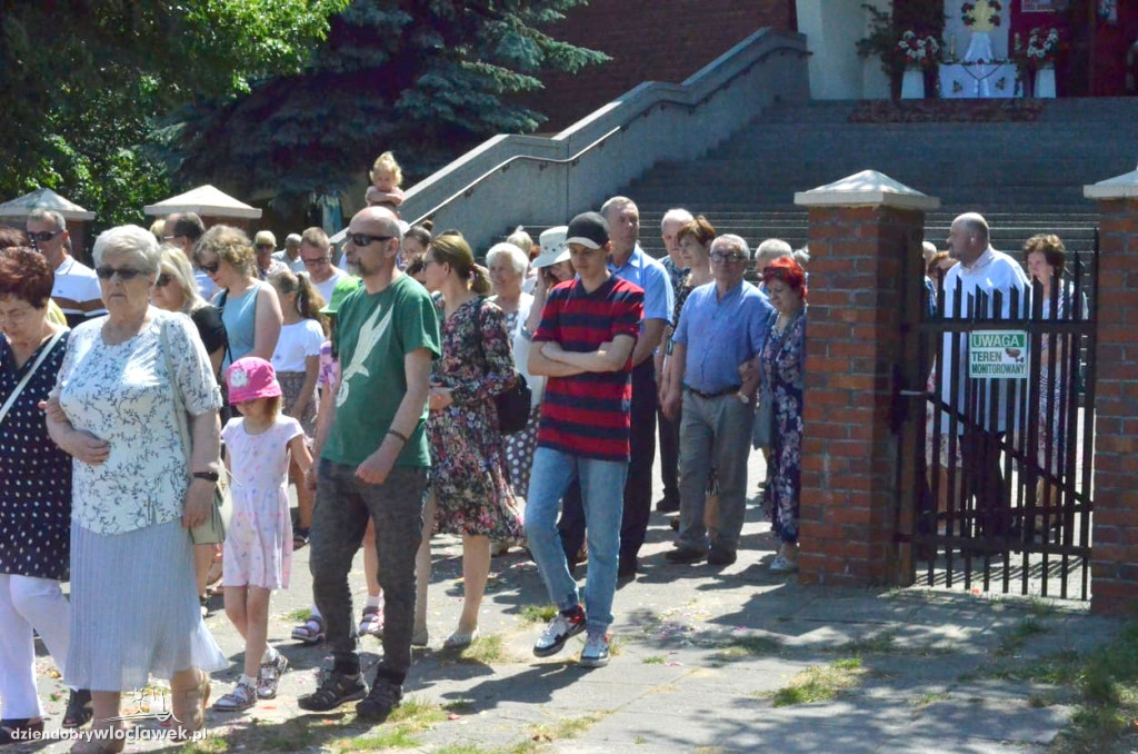 Boże Ciało: procesja w parafii NSJ