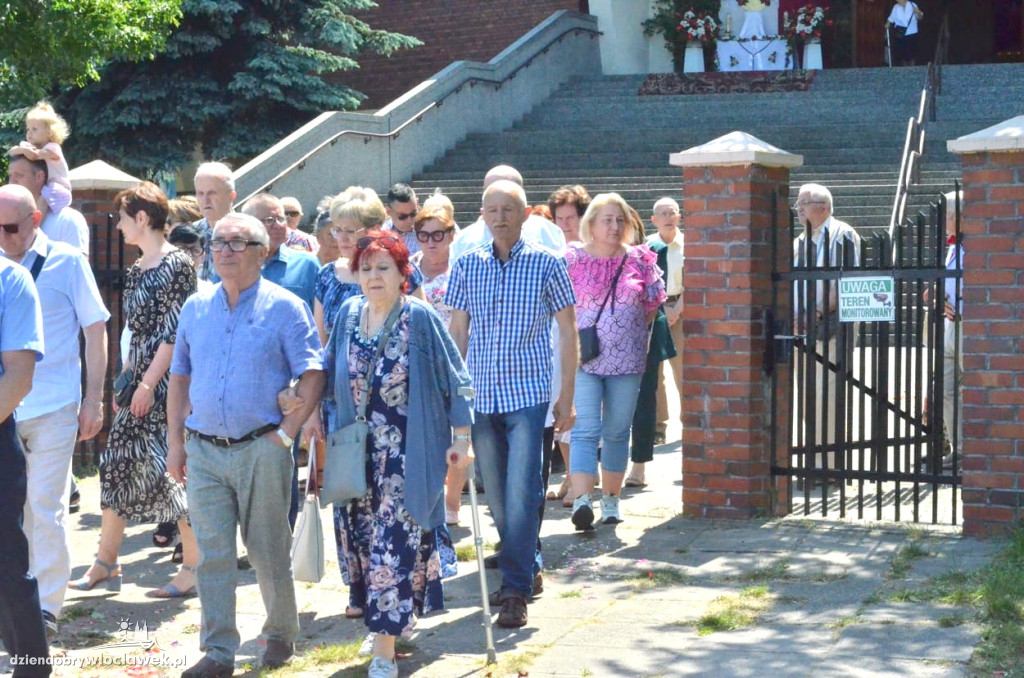 Boże Ciało: procesja w parafii NSJ