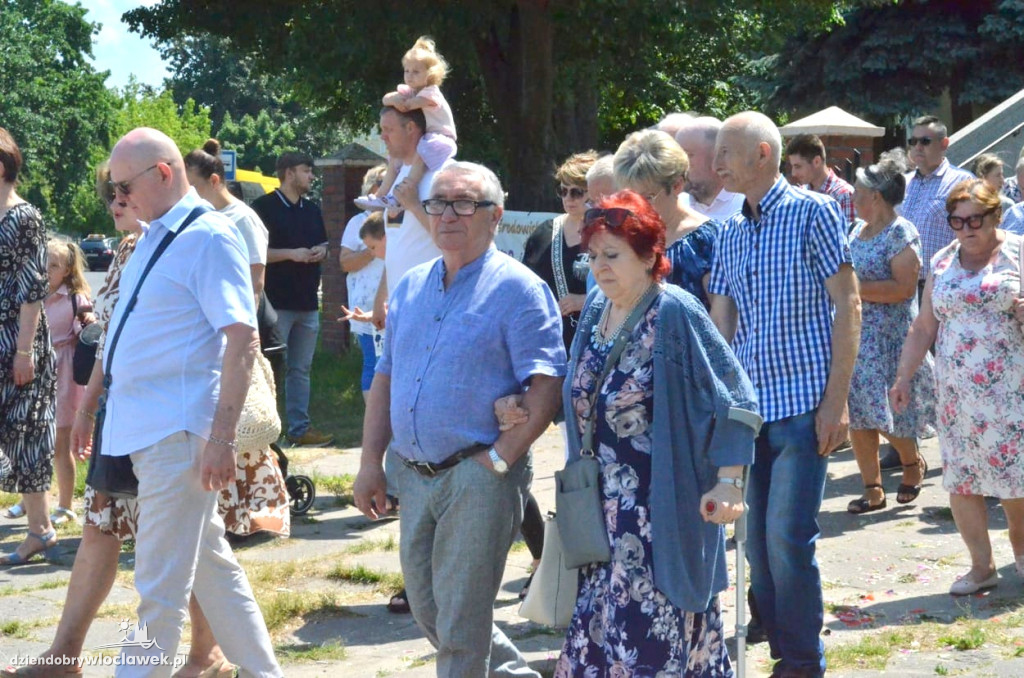 Boże Ciało: procesja w parafii NSJ