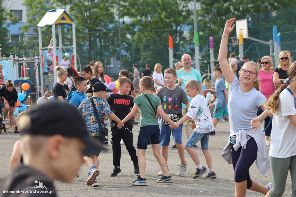 Piknik rodzinny w SP22
