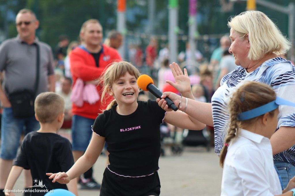 Piknik rodzinny w SP22