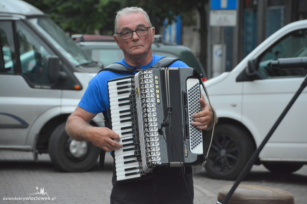 Miejska Potańcówka z „Łęgowianami”