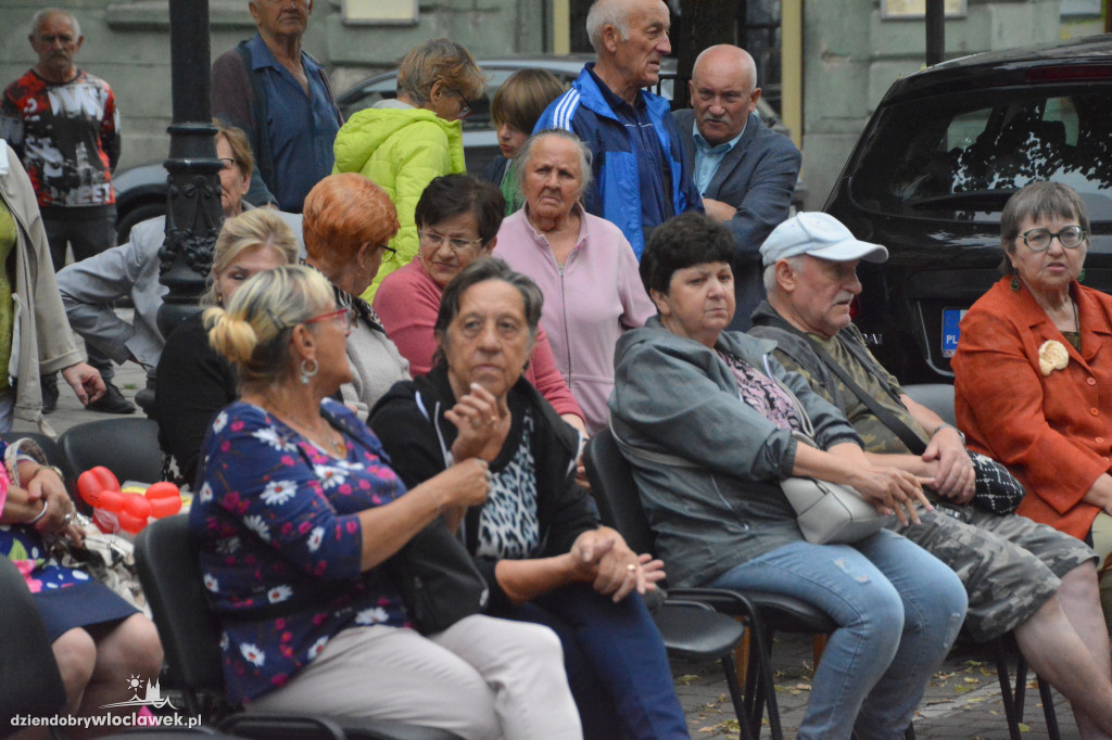 Miejska Potańcówka z „Łęgowianami”