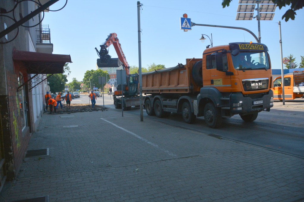 Odcinek Chopina zamknięty. Zaczęli od chodnika