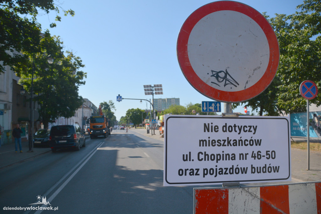 Odcinek Chopina zamknięty. Zaczęli od chodnika