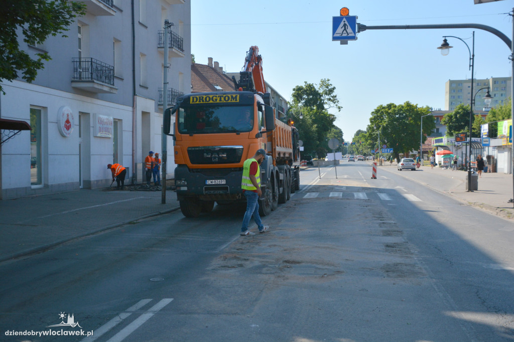Odcinek Chopina zamknięty. Zaczęli od chodnika