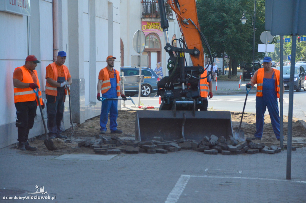 Odcinek Chopina zamknięty. Zaczęli od chodnika