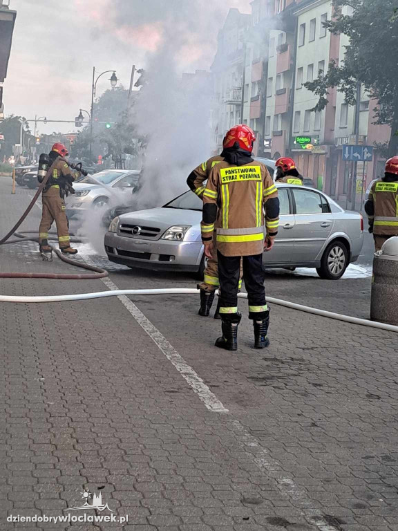 Pożar samochodu na ul. Warszawskiej