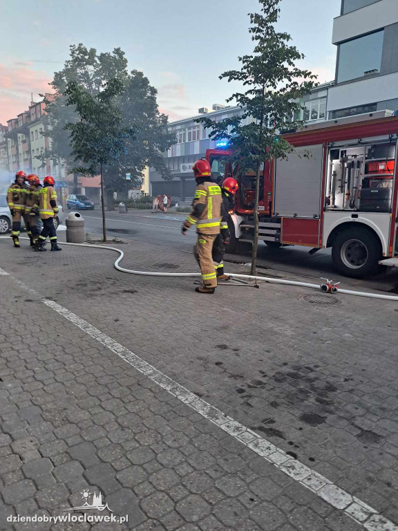 Pożar samochodu na ul. Warszawskiej