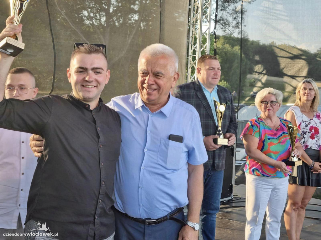 VII Powiatowo-Gminny Festiwal Zespołów Weselnych w Boniewie