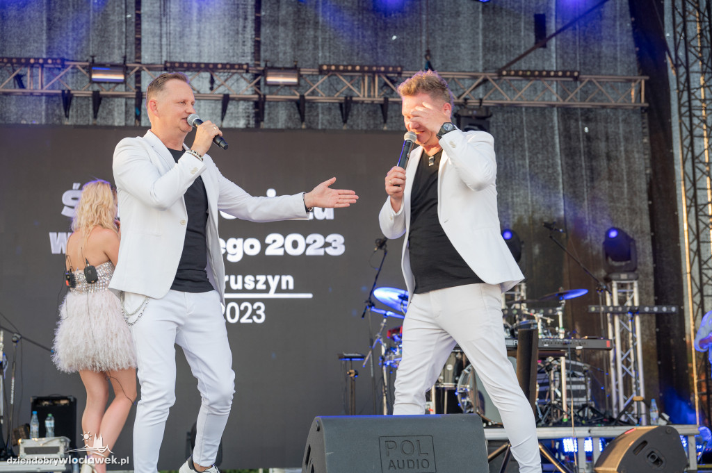 Zespół MIG na lotnisku w Kruszynie