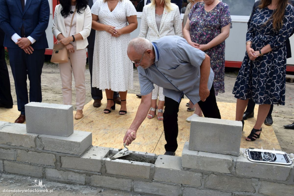 Centrum Integracji Społecznej w Kruszynie z Aktem Erekcyjnym