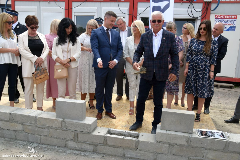 Centrum Integracji Społecznej w Kruszynie z Aktem Erekcyjnym