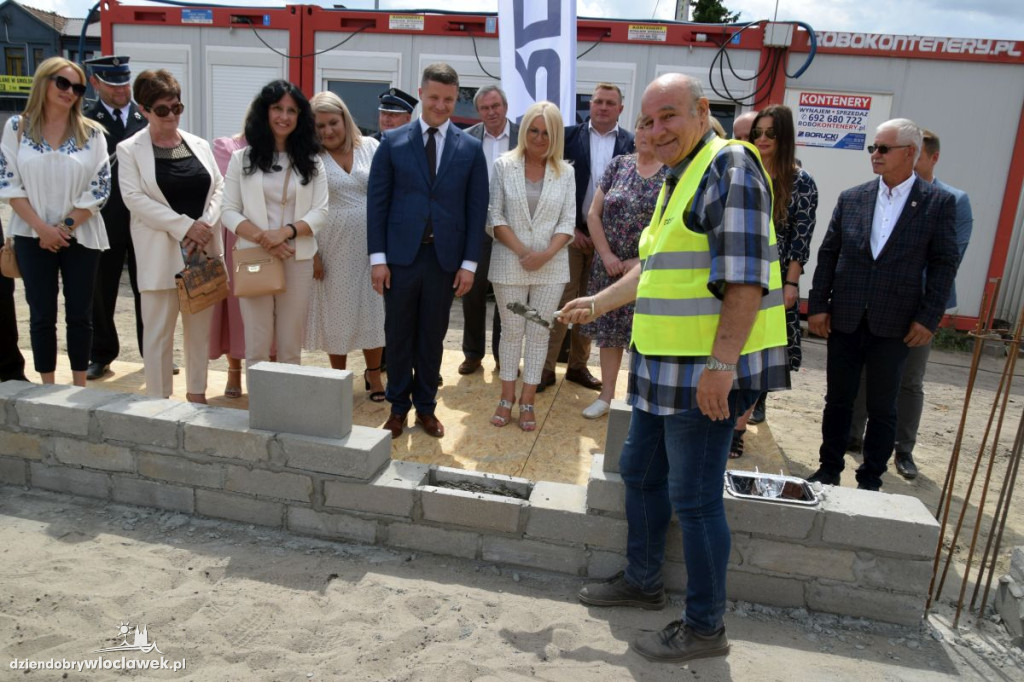 Centrum Integracji Społecznej w Kruszynie z Aktem Erekcyjnym