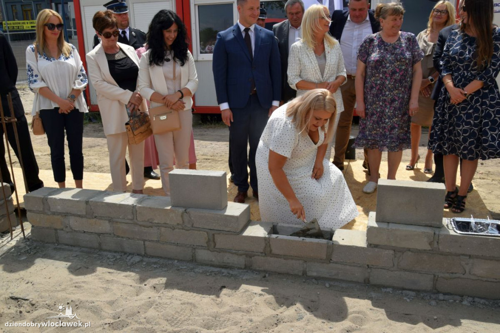 Centrum Integracji Społecznej w Kruszynie z Aktem Erekcyjnym